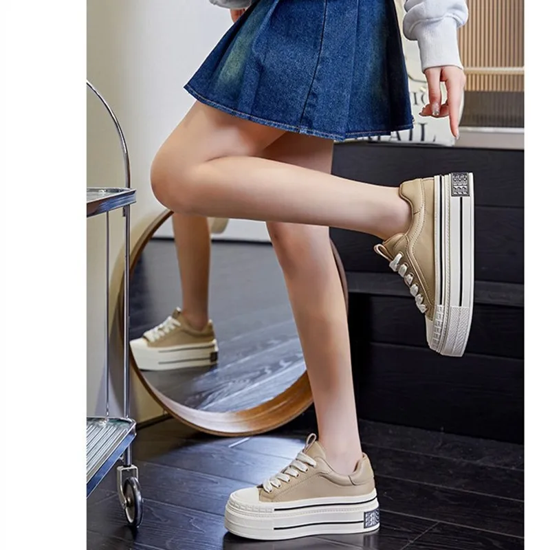 Genuine leather small white shoes ladies spring 2024 new women's casual fashion thick-soled heightened sports shoes