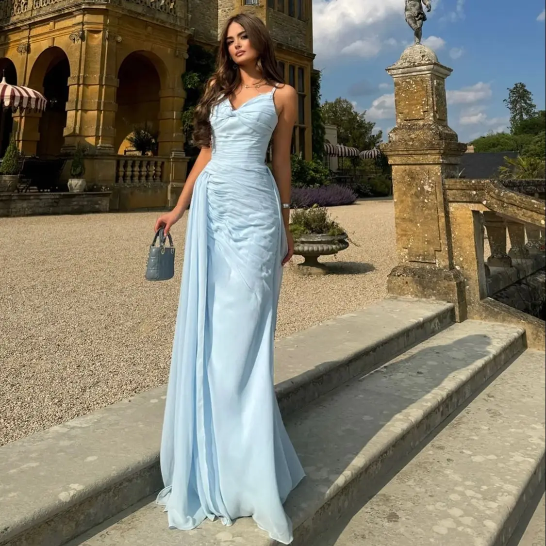 

Elegant Blue Women Evening Dresses Sweetheart Sleeveless Chiffon Prom Gowns Romantic Sweep Train Customized Outdoor Events Dress
