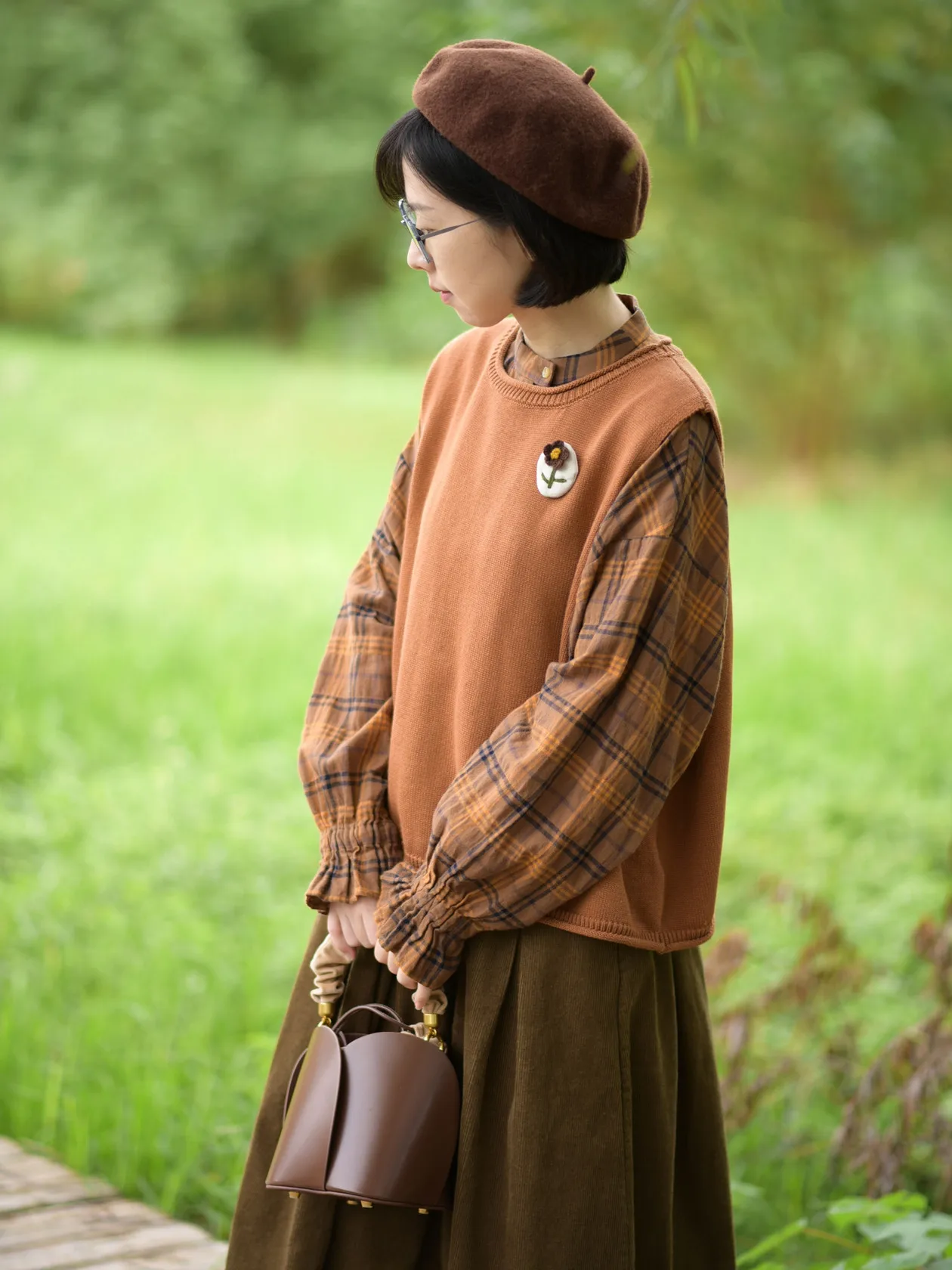 

Weiyang Forest Autumn Sle Knitted Cotton Vest Loose Overhead Ladies round Ne Versatile Pure Color Ladies Sweater Vest