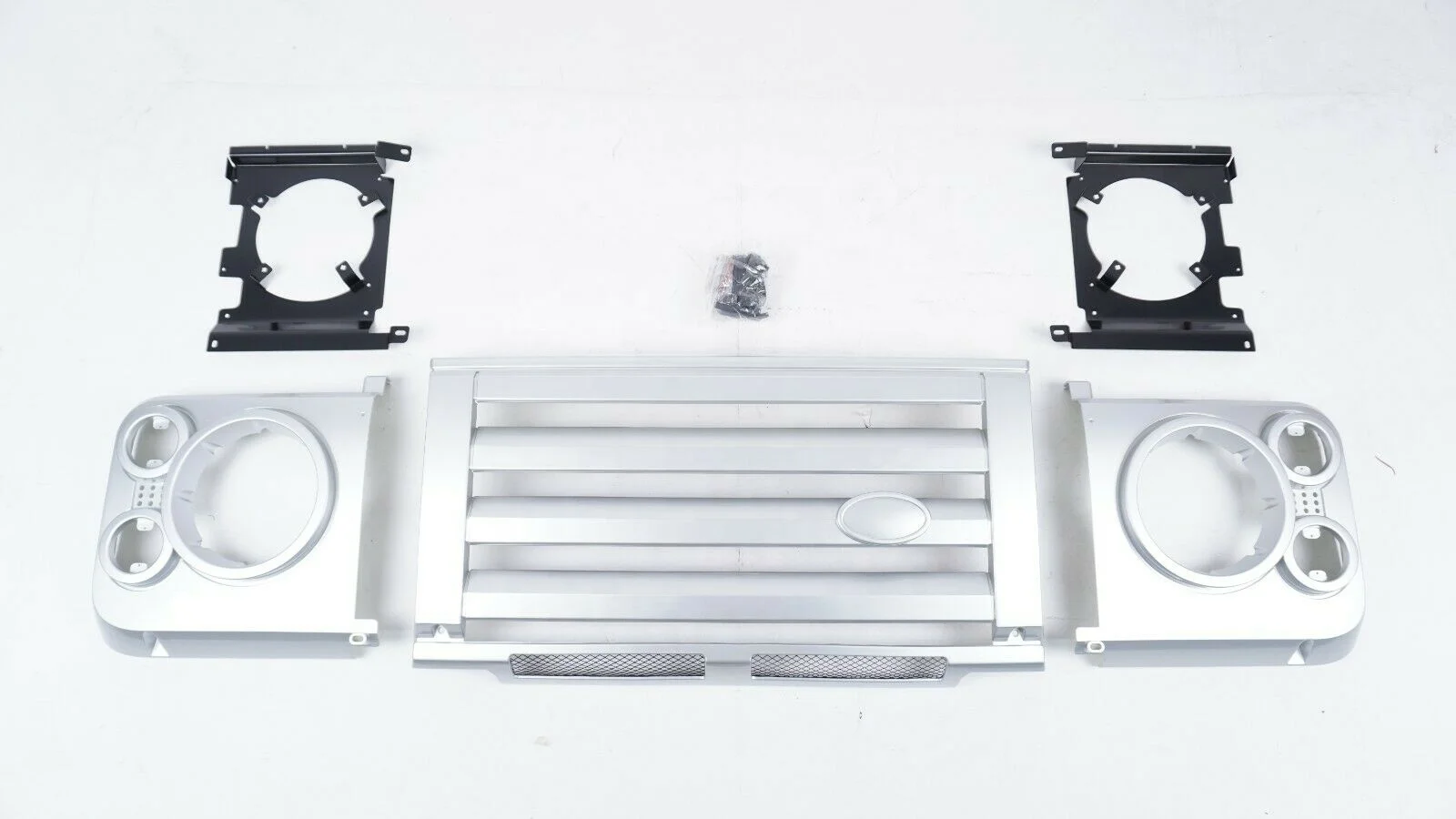 SVX STYLE FRONT GRILLE + HEADLAMP CASES ORIGINAL LIGHTS FITS LAND ROVER DEFENDER 90 110