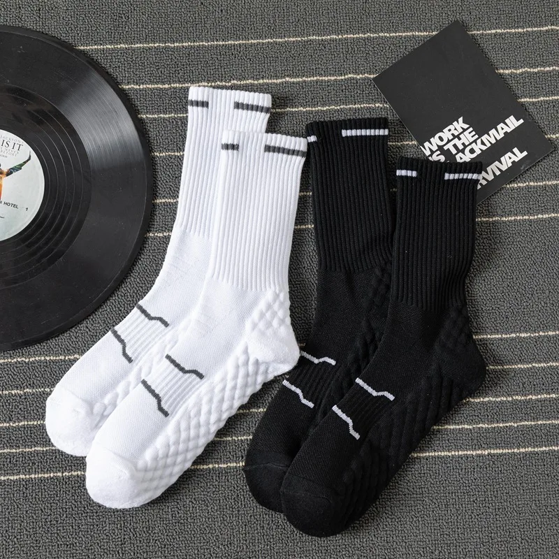 5/10 Paar Mid Tube Socken Schweiß absorbierende atmungsaktive Basketball hochwertige Herren weiße Socken Handtuch Sohle Laufsport socken