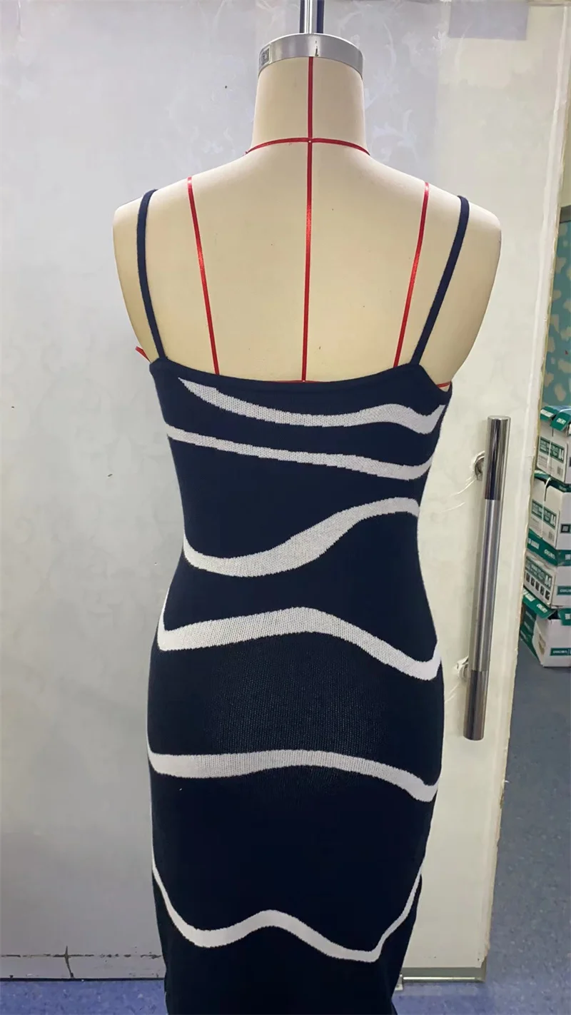 Vestido de punto a rayas ajustado de verano, vestido sin mangas con tirantes para la playa, vestido largo Sexy de ganchillo para cubrir Bikini, traje de baño