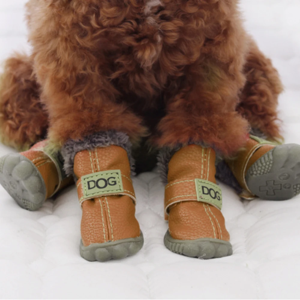 Classic Plush Linning Small to Large Dog Shoes with Hook Loop Closure Bulldog Booties Plush Outdoor Non-Slip Pet Puppy Winter S