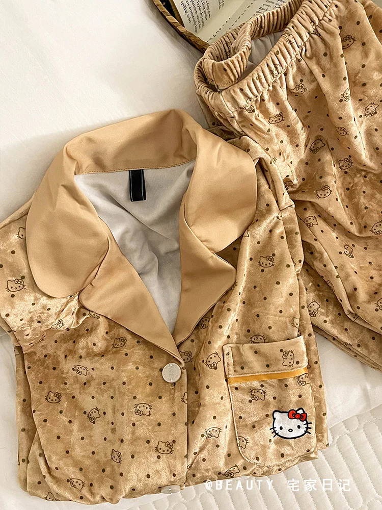 

Anime Hello Kitty Golden Velvet Pajamas Set Women's Autumn Winter Warm Velvet Cardigan French Loungewear Set House Wear For Girl