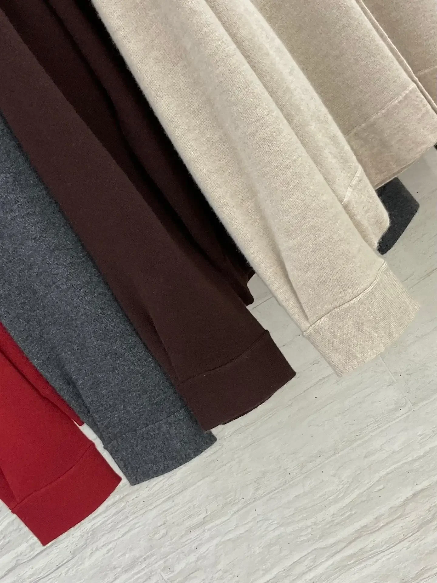 4 Colors Women Knitted Cardigan Autumn Winter Turn-down Collar Long Sleeve Single Breasted Retro 100% Cashmere Sweater