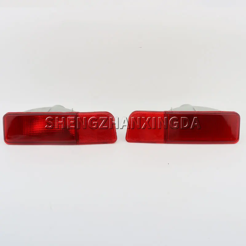 Shengzhan Xingda Is Suitable for Mitsubishi Outlander 2003 2004 2005 2006 Rear Bumper Reflector Left or Right Pairing