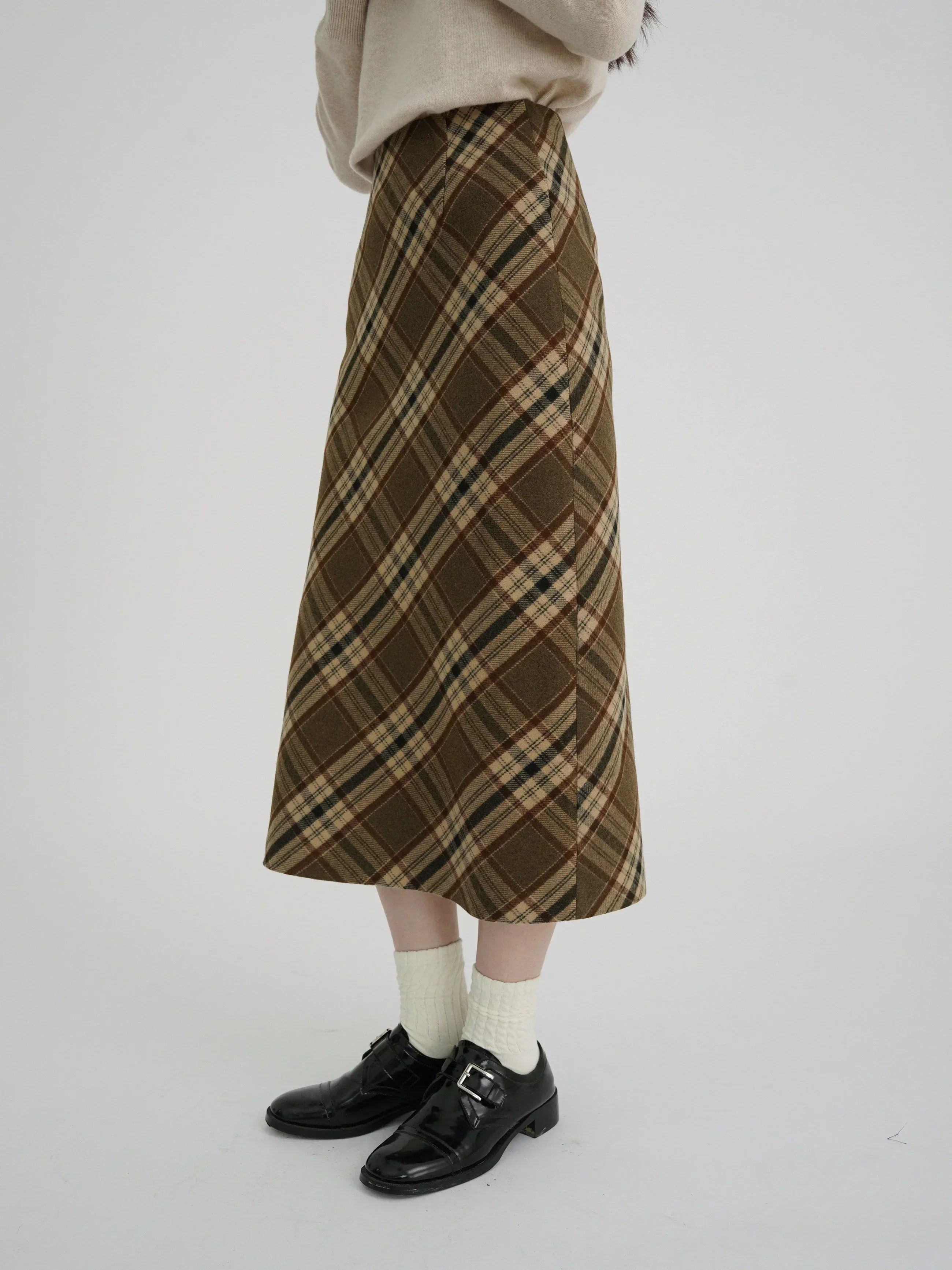 Autumn Winter Women Plaid Wool-Like Skirt High-Waisted Slim Fit Retro American Style Pencil Midi Skirt Elegant and Chic Bottom