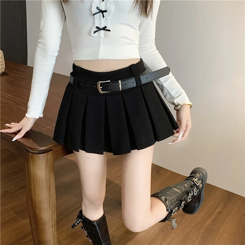 Hot girl high waisted pleated skirt for women in autumn and winter, small stature, slim and light proof A-line short skirt pants