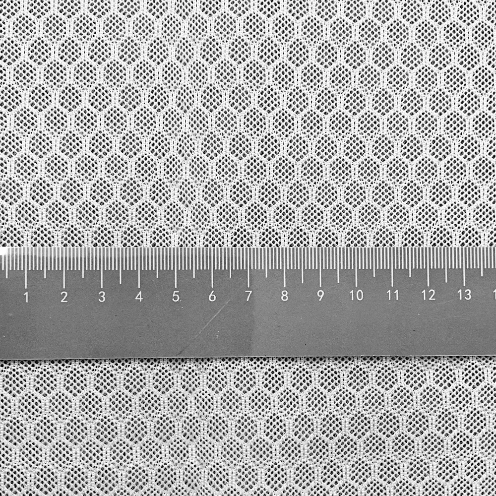 

Футбольная жаккардовая 3D-сетчатая ткань с воздушным слоем, дышащая сетка для чехлов на диваны, рюкзаков, повседневной верхней одежды, швейный материал