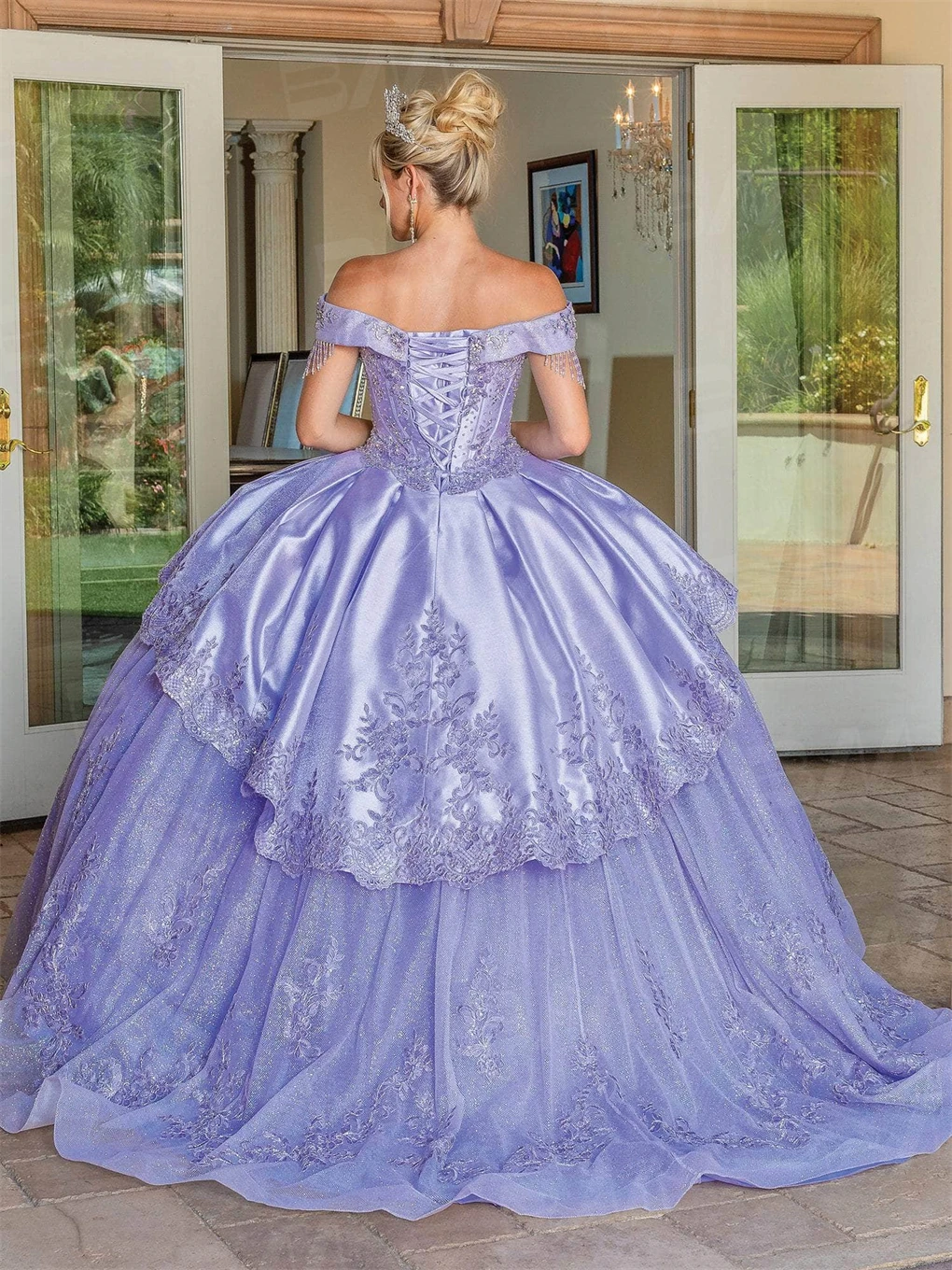 Robe de Quinceanera à pompons pour femmes, robe corset à lacets, robe de cocktail éducative, 15 ans