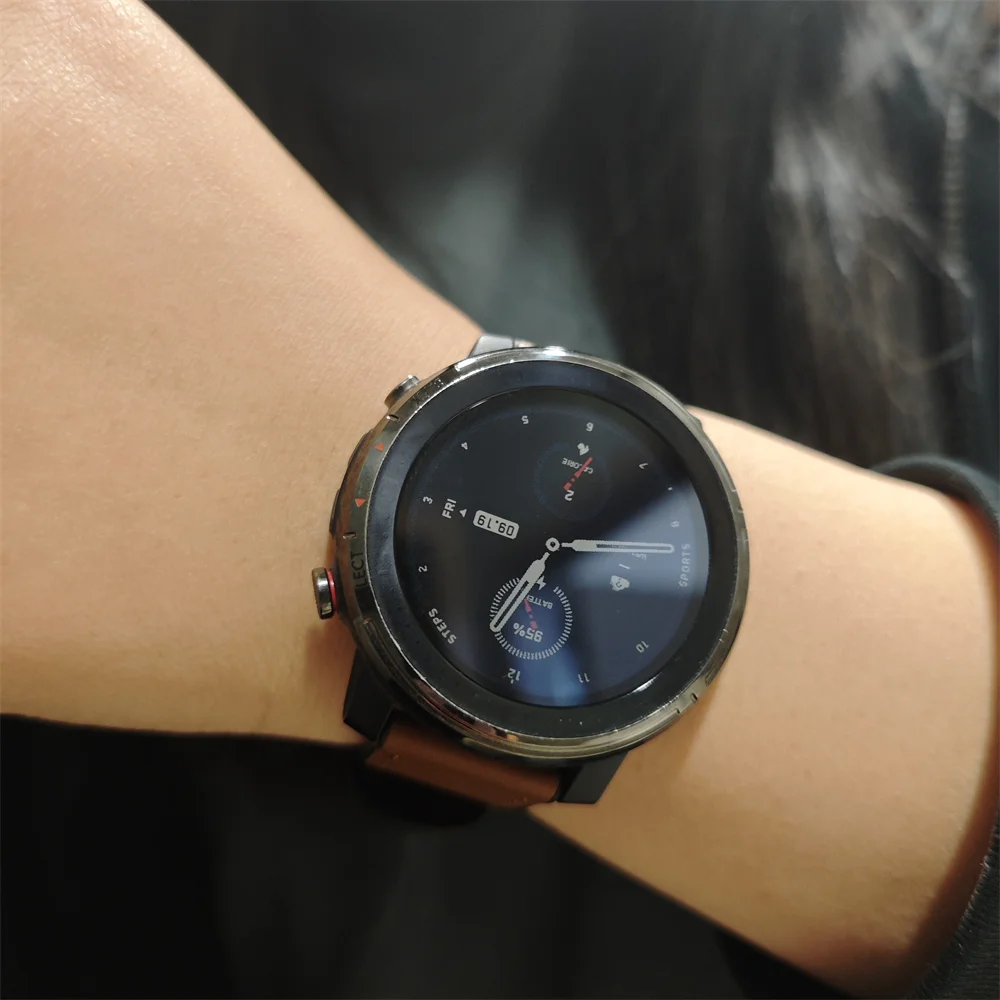 ساعة Amazfit الذكية ستراتوس 3 للرجال ساعة ذكية مع نظام تحديد المواقع بلوتوث و5ATM مقاومة للماء تعرض آلة عرض بدون صندوق