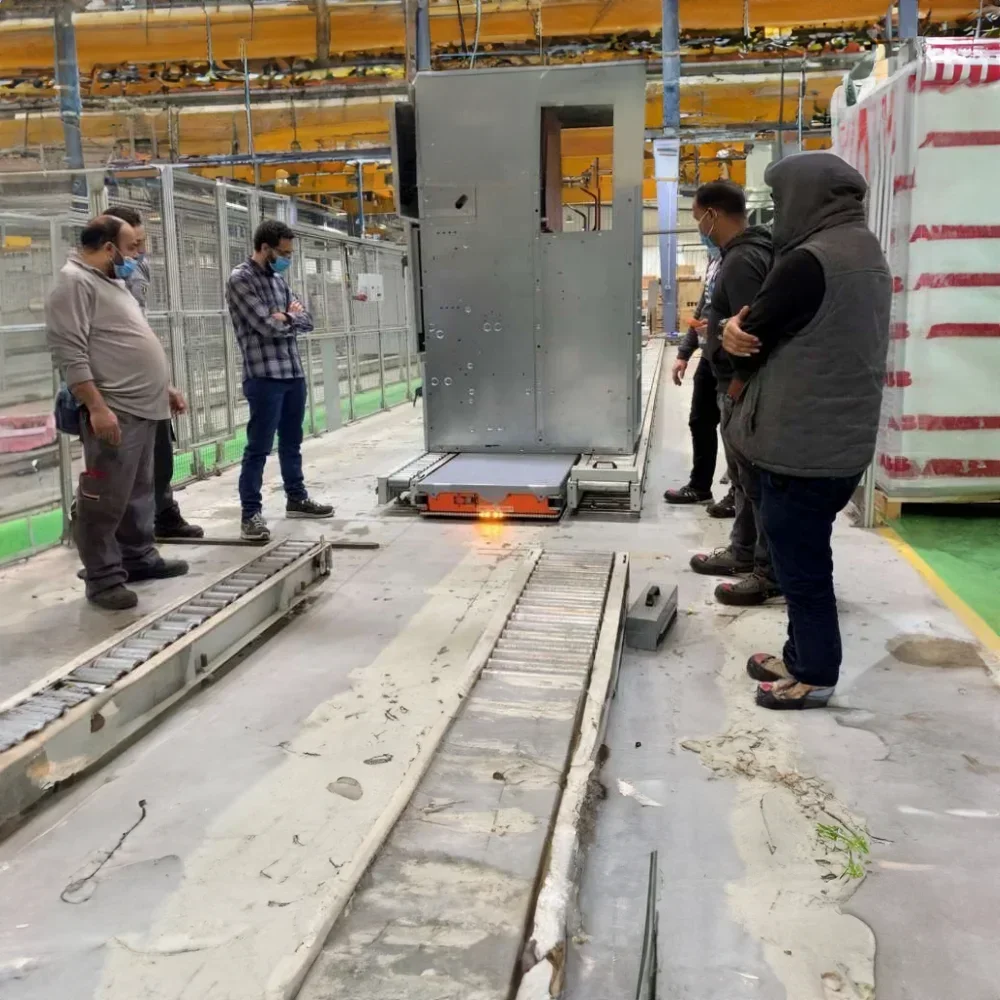 2025High Quality AGV Robot with Programmable Style Excellent Lithium-Ion Batteries for Warehouse Lines Advanced Production Assis