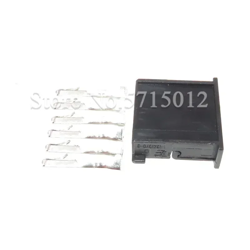 6 Hole 1-1241370-3 Car Tweeter Audio Wire Socket Auto Gateway Connector For BMW