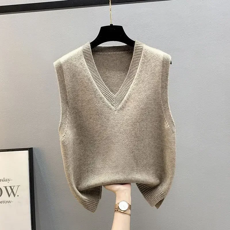 Sweater rompi tanpa lengan wanita, atasan rajut polos Pullover gaya muda kasual leher V tanpa lengan baru musim semi musim gugur