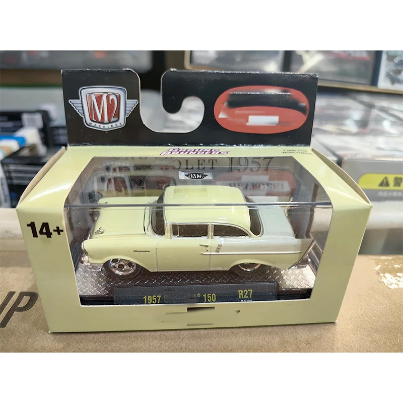 M2 Machine 1:64 Simulation Sedan Sports Car Alloy Die-casting Car Model Collection Ornament Display Adult Gift