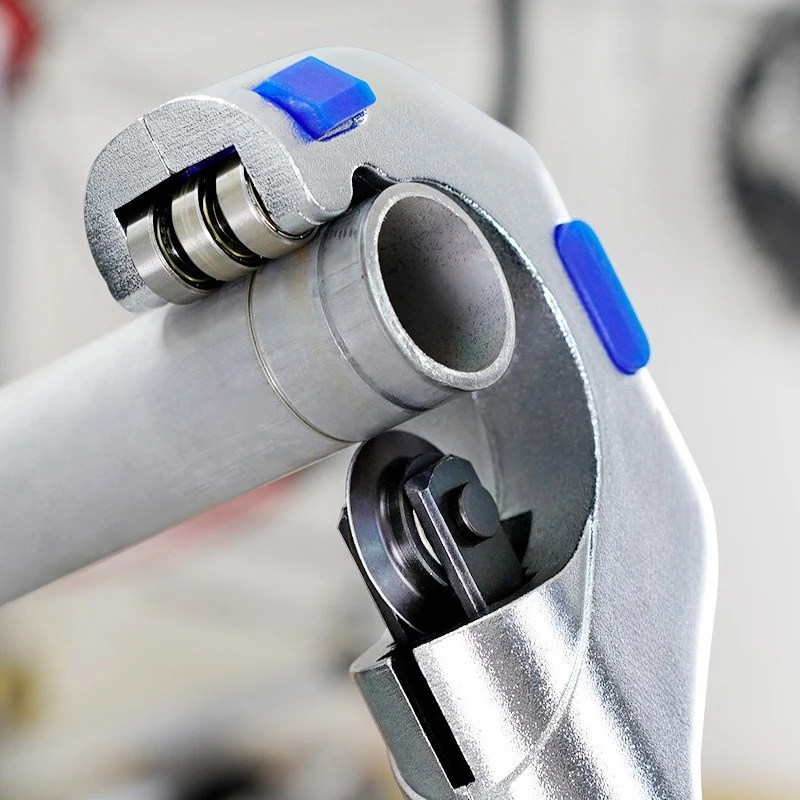 Bicycle front fork pipe cutter, blade mountain bike bowl set upper pipe head tube, seat rod handle cross cutting tool