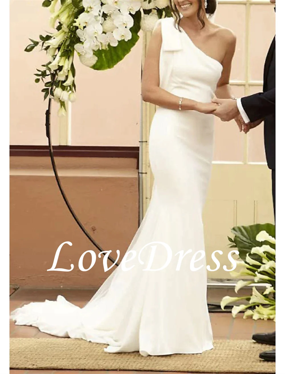 LoveDress Abiti da sposa eleganti a sirena con una spalla per le donne 2025 Abiti da sposa semplici senza maniche in spandex Robe personalizzati