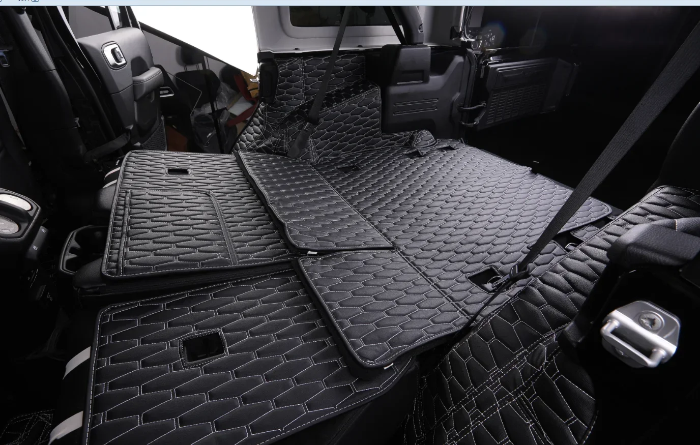 New! JL1097 car trunk mat for Jeep for wrangler JL 2018+ JL1097 LANTSUN