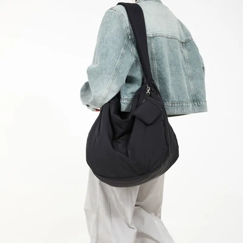 

Women's Casual Crossbody Versatile Bag 2025 Large Capacity New Single Shoulder Commuting Hobos Bags