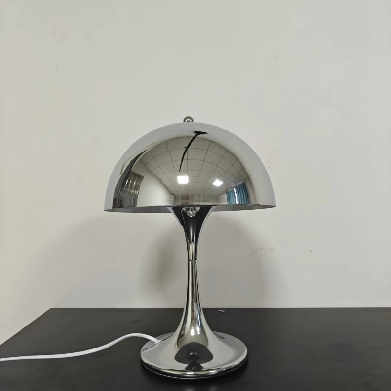 

Italian Designer Mushroom Desk Lamp Bedroom Bedside Simple Office Study Chrome Black Gold LED Bright Surface Desk Lamp
