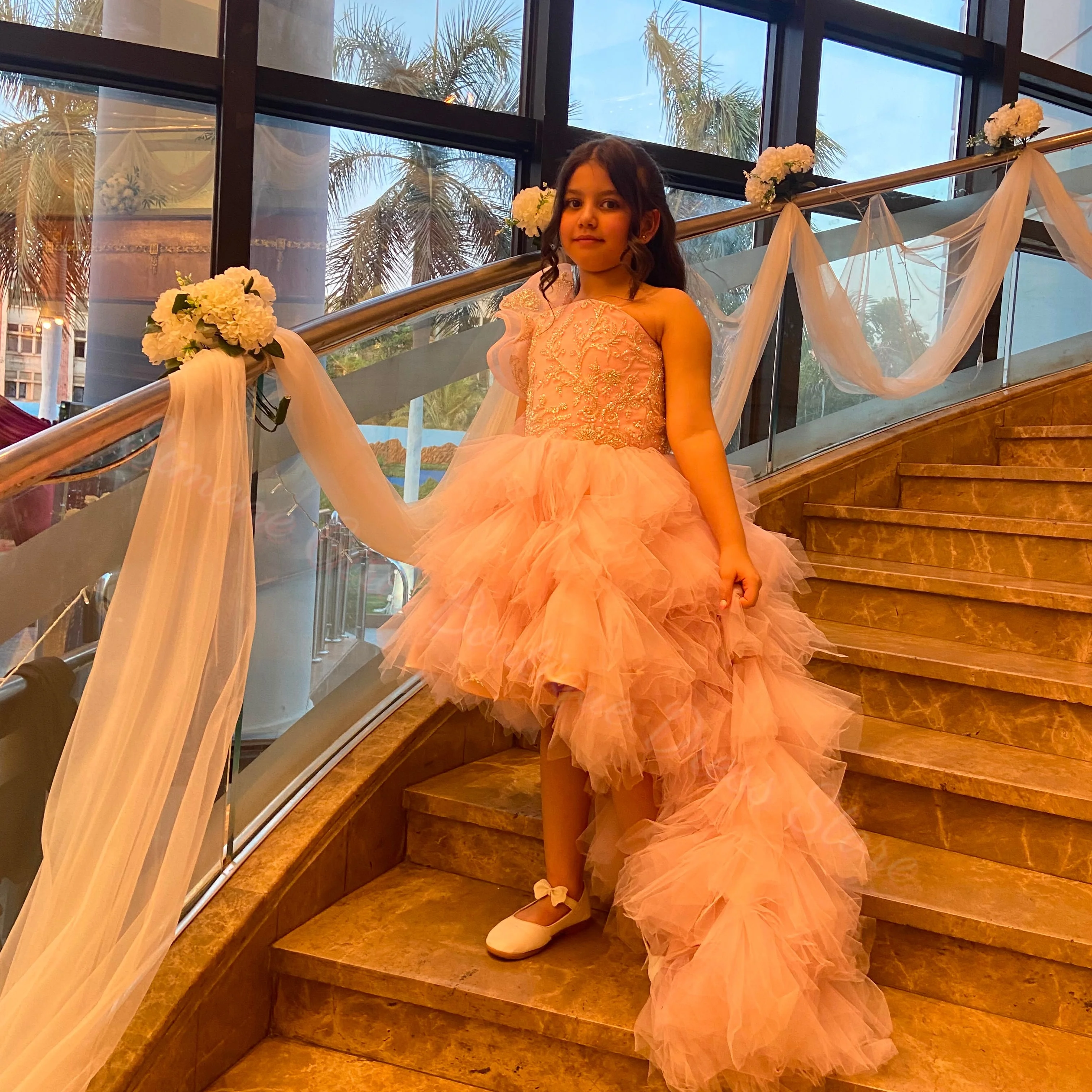 Pink Shiny Flower Girl Dress For Wedding One Shoulder Sequined Tiered Knee Length Dresses Girls Lovely Birthday Party Ball Gowns