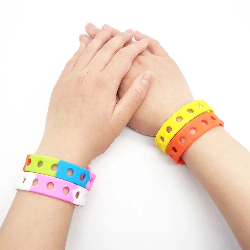 1pcs 21cm Silicone Wristbands Soft Bracelets with Holes Fit Shoe Charms Croc Accessories Sports Style Adult Size