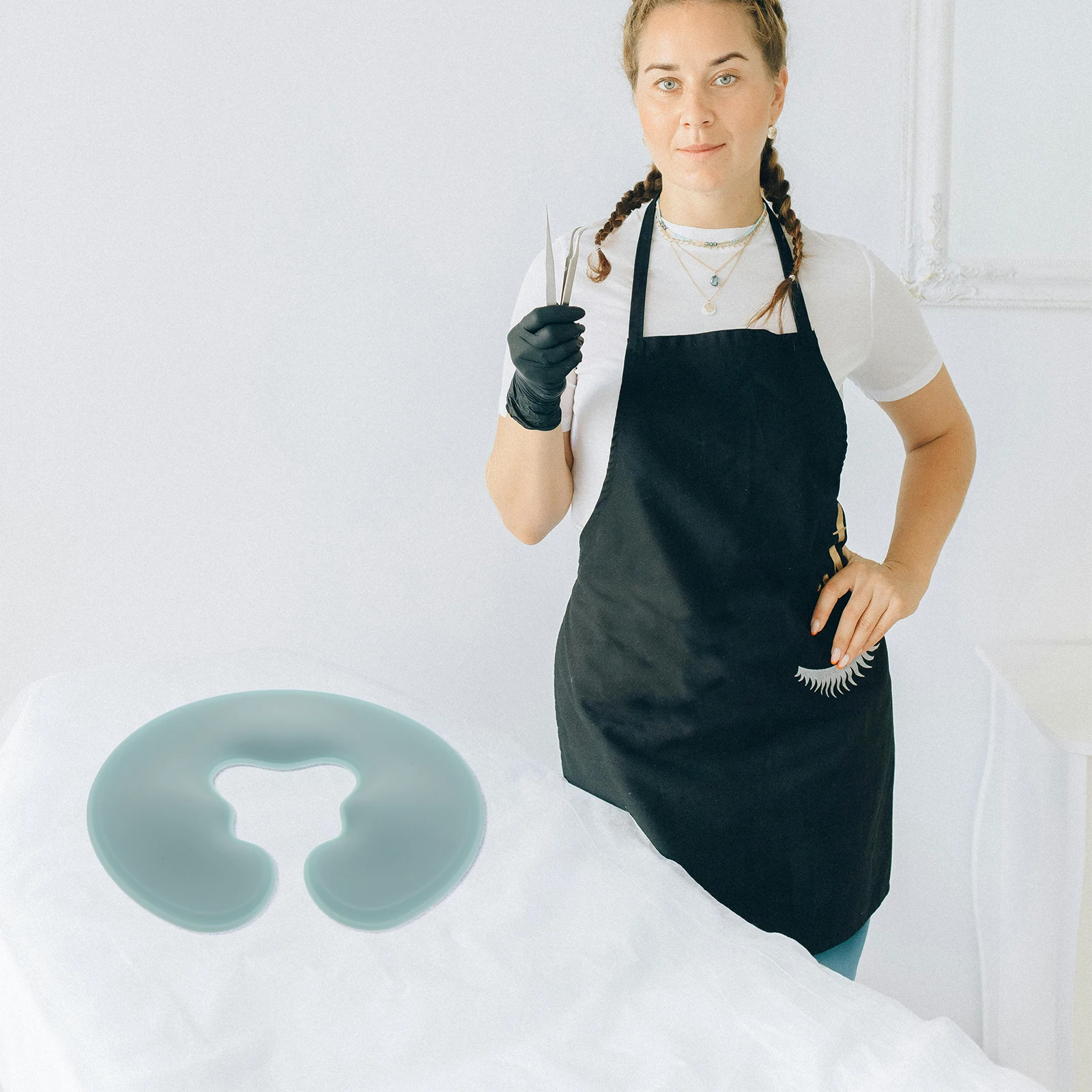 

Ergonomic Massage Pillow for Beauty Clinic Deep Tissue Relief Neck Back Shoulder Support Ideal for Treatment Room and Home