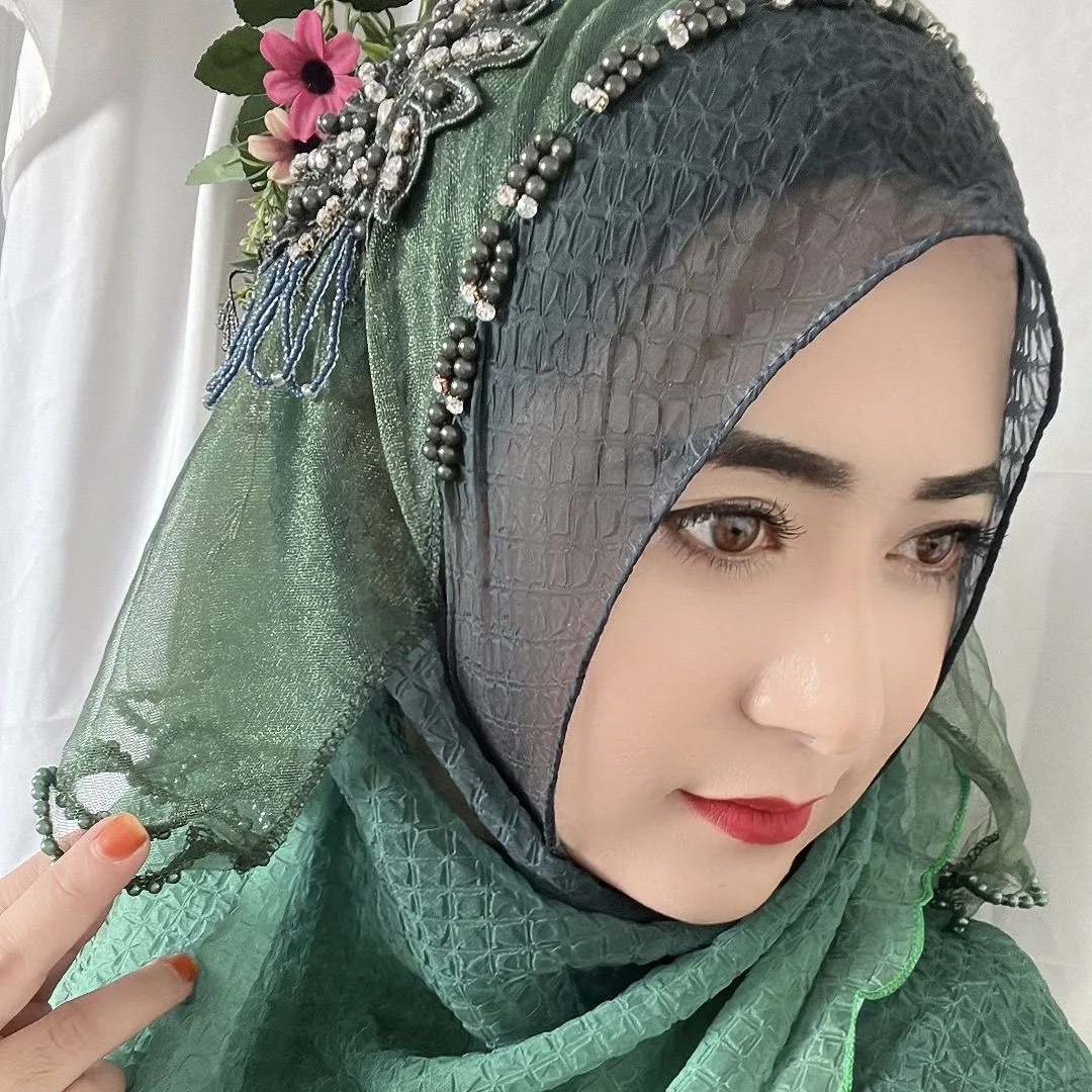 

Hijab Muslim Women Shawl Headcap Headscarf Freeshipping Luxury Turban Scarf Malaysia Kufi Islam Summer Thin Scarf 05256