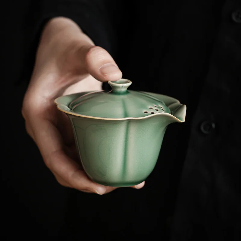 Yue Kiln Clover Celadon Vintage Chinese Hand Grab Pot with Lid Bowl Filter Household Kung Fu Tea Bowl Tea Pot