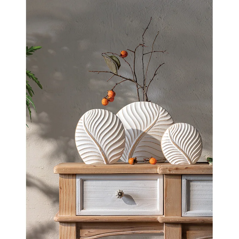 Zen Shell Shape Wooden Vase, White Carved, Modern Tabletop Decor, Handcrafted Pine, Minimalist Accent, Nature Inspired