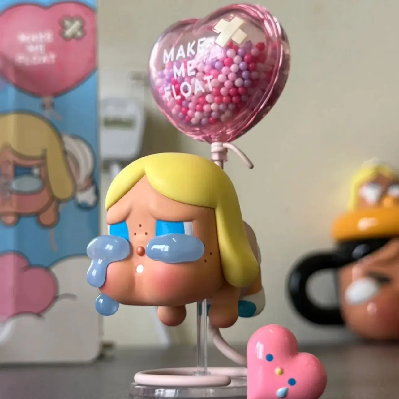 

POP MART CRYBABY MAKE ME FLOAT Hanging Card Pendant Original Action Figure Collection Model Desktop Ornaments Doll Toys
