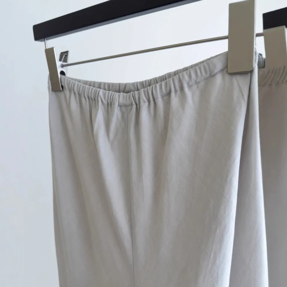 New Black Trousers High-end Elastic Waist Silk Linen Slightly Flared Casual Pants