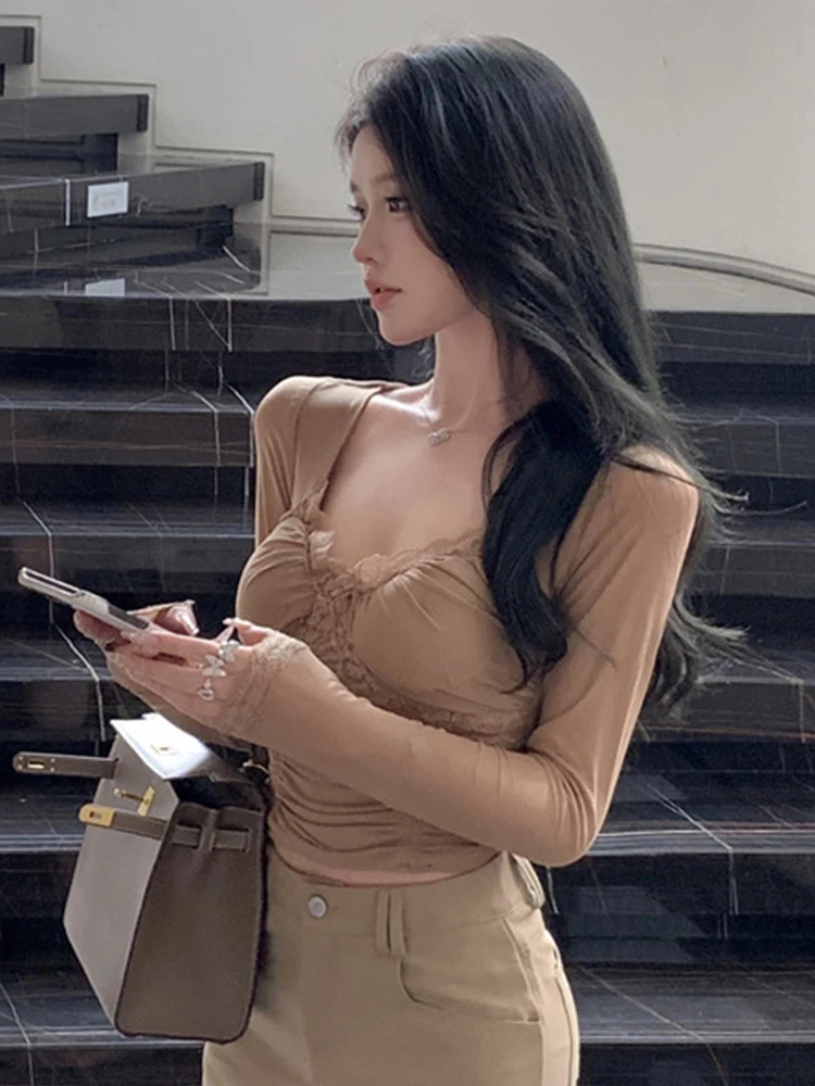 여성 의류 레이스 주름 V넥 슬림 크롭 탑 섹시 긴팔 슬림 숏 블라우스 여성 핫스위트 티셔츠 캐주얼 파티 신상품