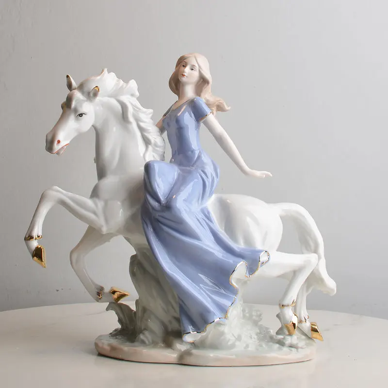 ZZ European Style Ceramic Ornament Western Girl Riding Horse Craft Decor For Living Room Wine Cabinet TV Cabinet Wedding Gift