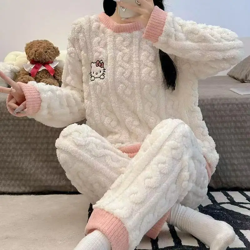 

Kawaii Hello Kitty Cinnamoroll Kuromi мультфильм женский милый бархатный пижамный комплект осенний плюшевый теплый ночная рубашка в стиле аниме для девочек домашняя одежда