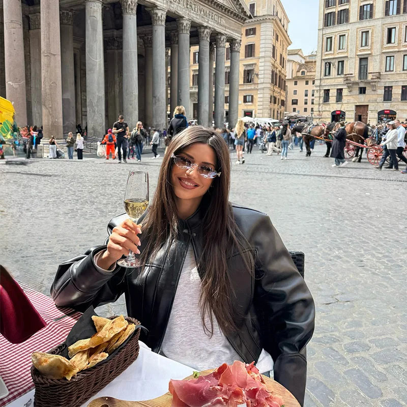 Slim Fit Faux Leather Jacket Women Classic Moto Biker PU Fitted Zipper Jackets Spring Autumn Basic Bomber Coat Street Outerwear