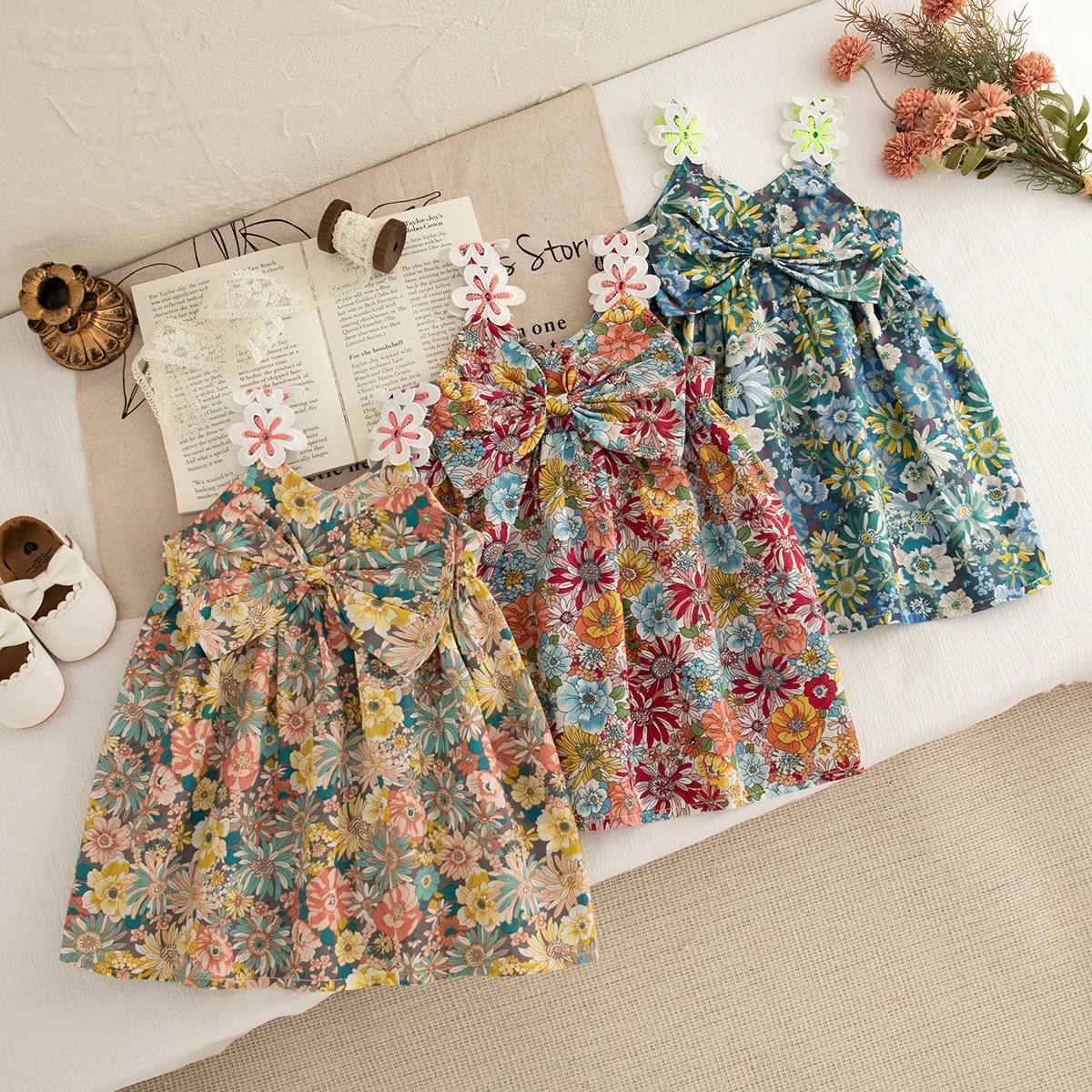 (0-3 Year Old Baby Girl Floral Dress) Summer New Sweet Bow Petal Sling Children'S Sleeveless Clothes Suitable For Beach Parties