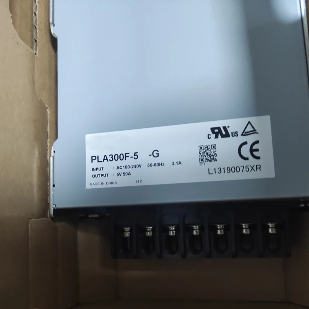 New PLA300F-5-G 300W For COSEL INPUT AC100-240V 50-60Hz 3.1A OUTPUT 5V 50A Switching Power Supply