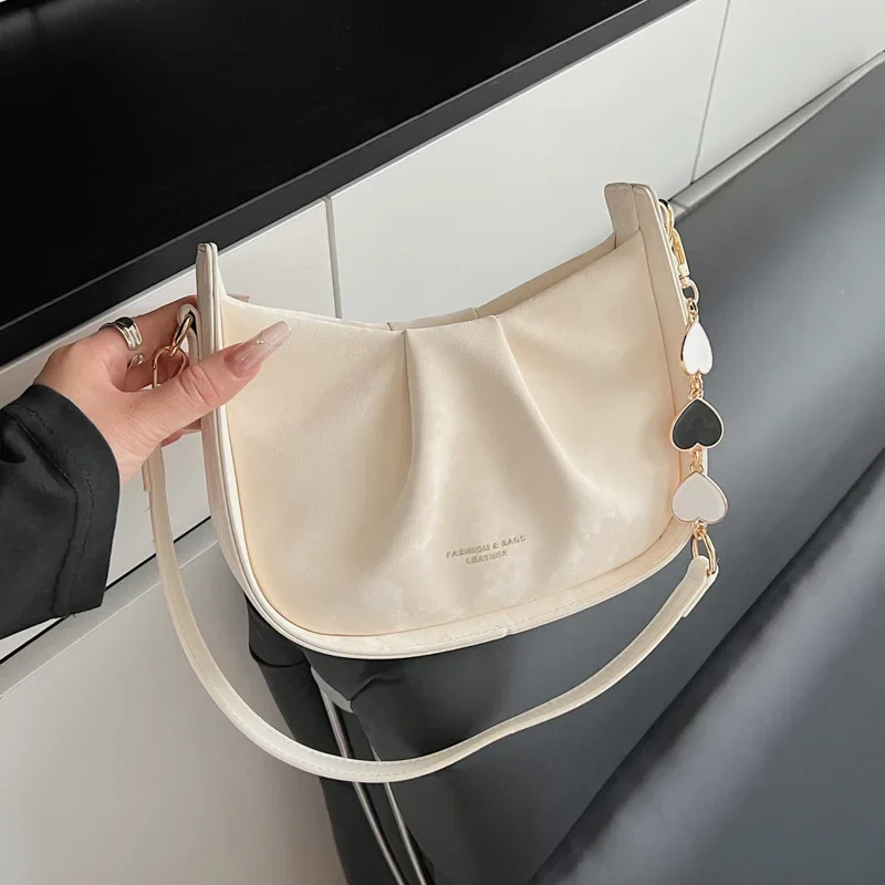 

2025 New! Folded Clouds Solid Color Chain Bag - Foreign Style, Summer Casual, Commuter Shoulder & Underarm