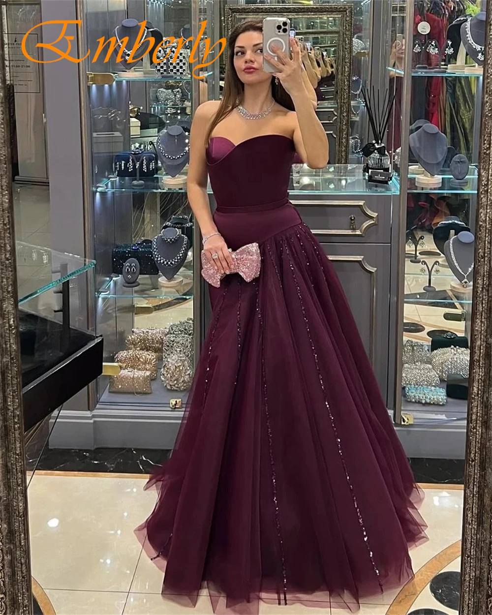 ที่กําหนดเองประณีต Burgundy Strapless ชุดราตรีคุณภาพสูง Tulle Prom Dresses Delicate Party Gowns สําหรับผู้หญิง