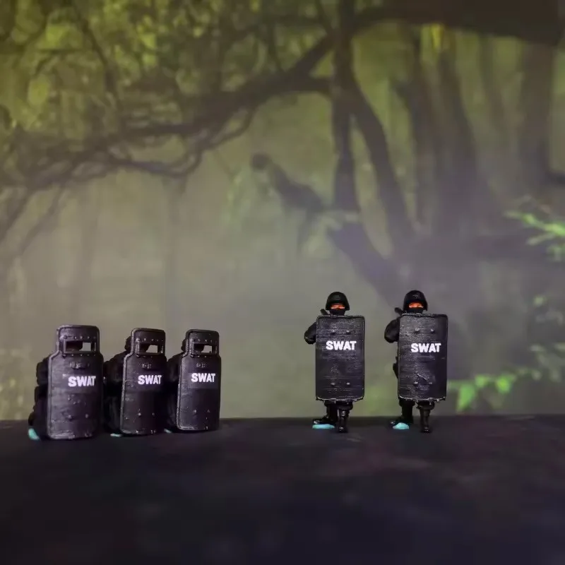 Nowy 1/64 Żywiczny Nowoczesny Tarcza Sił Specjalnych SWAT Policja Broniona Żołnierze Scena Akcesoria DIY Figurka Akcji Kolekcja Zabawek