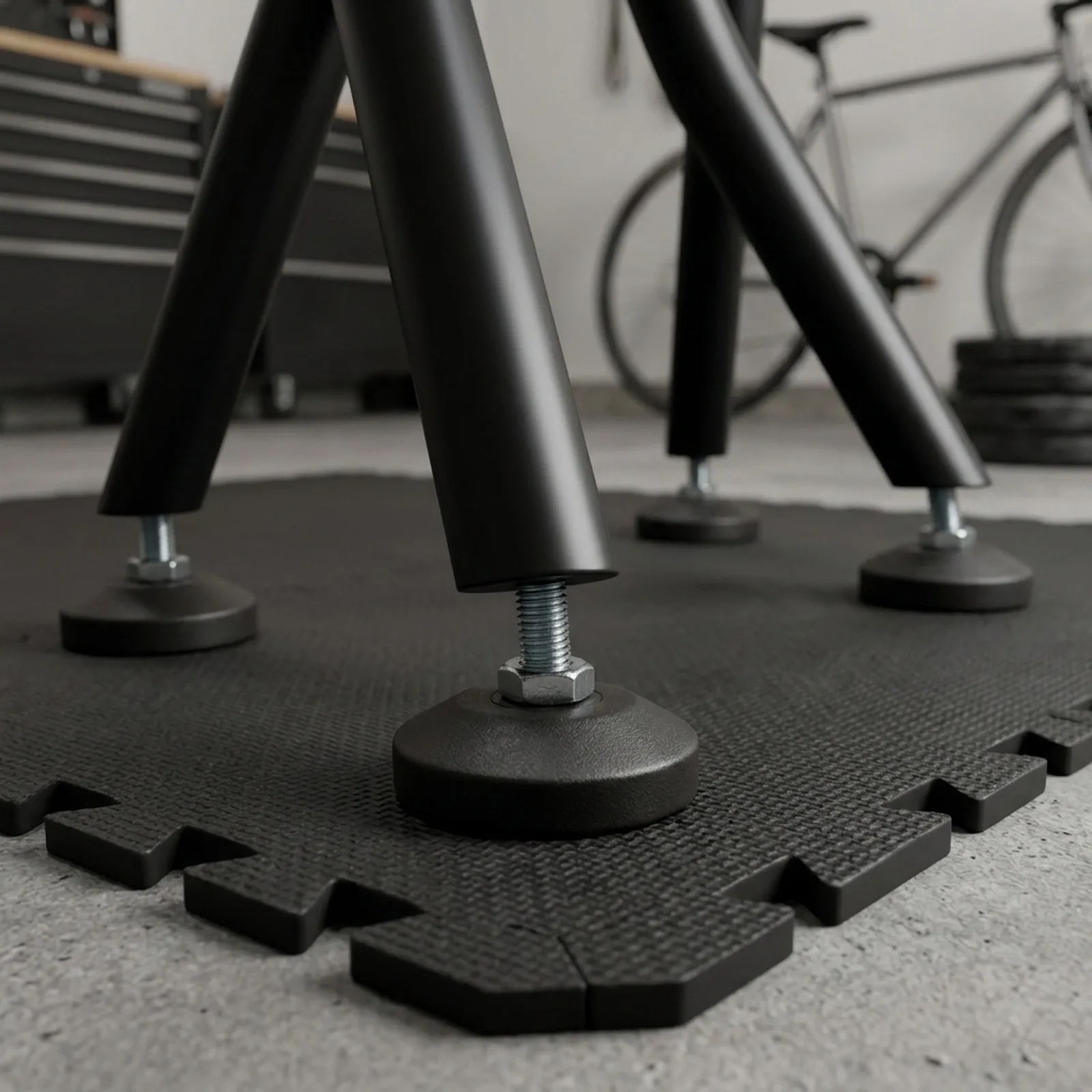 Adjustable Foot Pads Non-Slip Foot Pads Fitness Training Good Anti-Slip Effect Metal Construction Adjusting Level Height