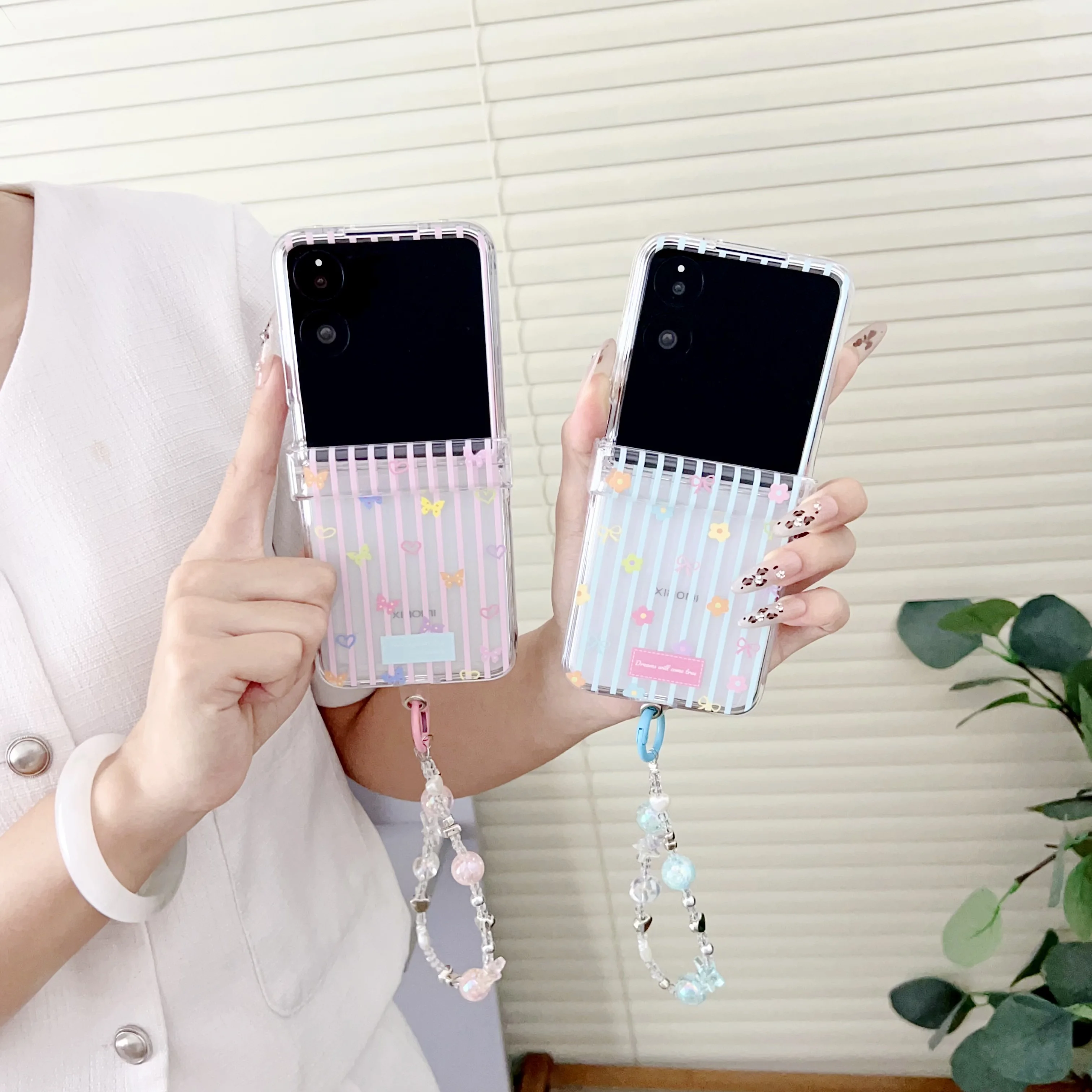 

Back Cover For Motorola Moto Razr 50 60 40 Ultra Case Stripe Colorful Flower Butterfly Love Bracelet Wristband Chain Phone Case