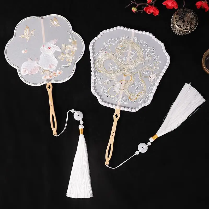 Abanico de seda de estilo chino para mujer, abanico clásico bordado para corte, abanico de mano Vintage para baile de boda, adornos para decoración del hogar