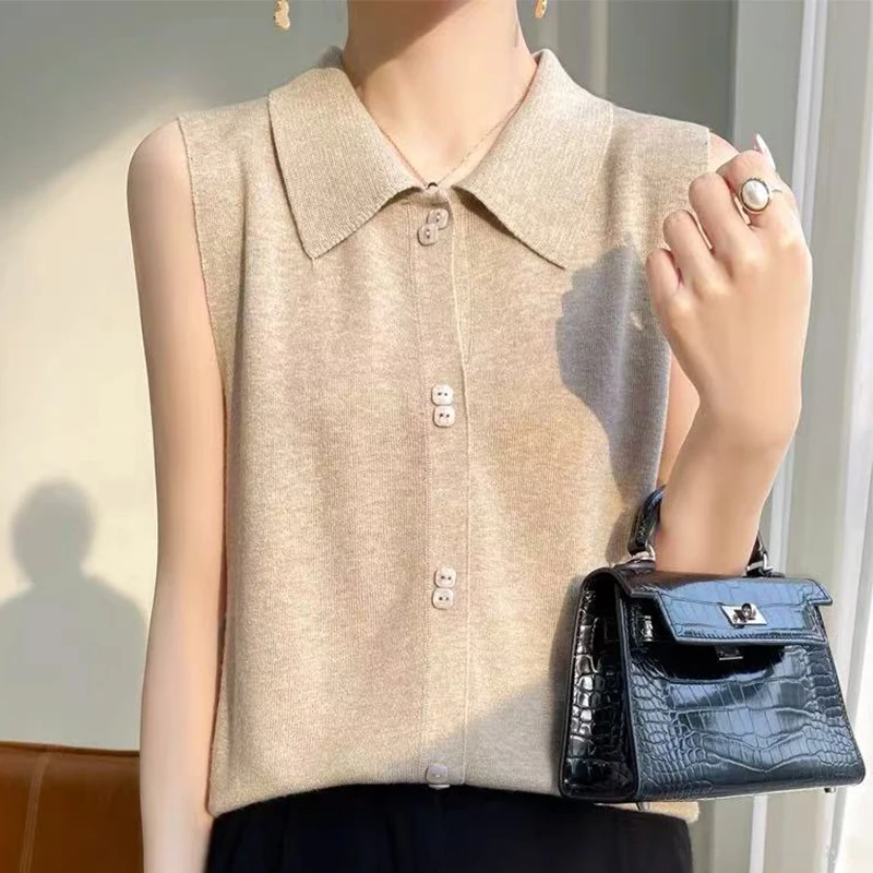 

Spring and Autumn New Sleeveless Casual Vest Female POLO Neck Sleeveless Knitted Cardigan Bottom Shirt Casually Slim