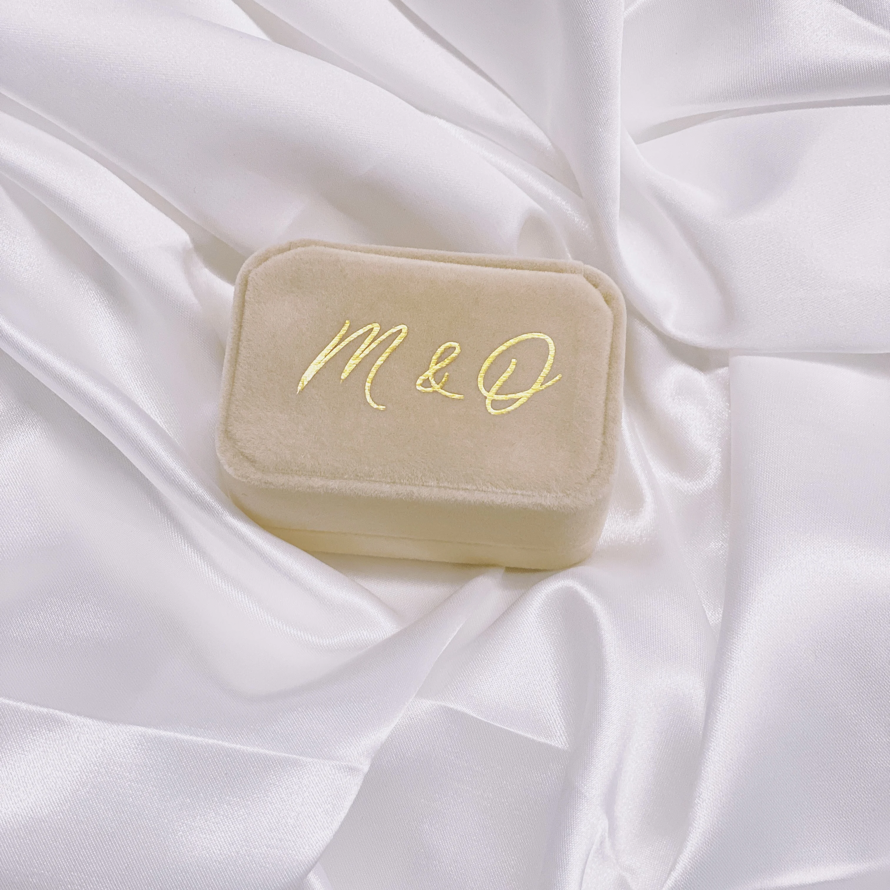 Boîte à Bagues en Velours Personnalisée, Monogramme, pour Cérémonie de Mariage, Porteur Personnalisé, Vministériels x de Mariage Gravés