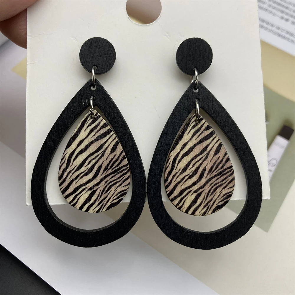 Vintage Water Wave Zebra Print Dangle Earrings for Women Ethnic Hollow Design Water Drop Earring Female Wooden Jewelry