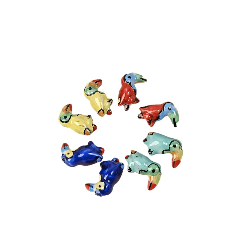 4pcs Hand Painted Great billed Parrot Ceramic Beads 22x15mm Cute Porcelain Parakeet Bead For Jewelry Making DIY Bracelet Earring