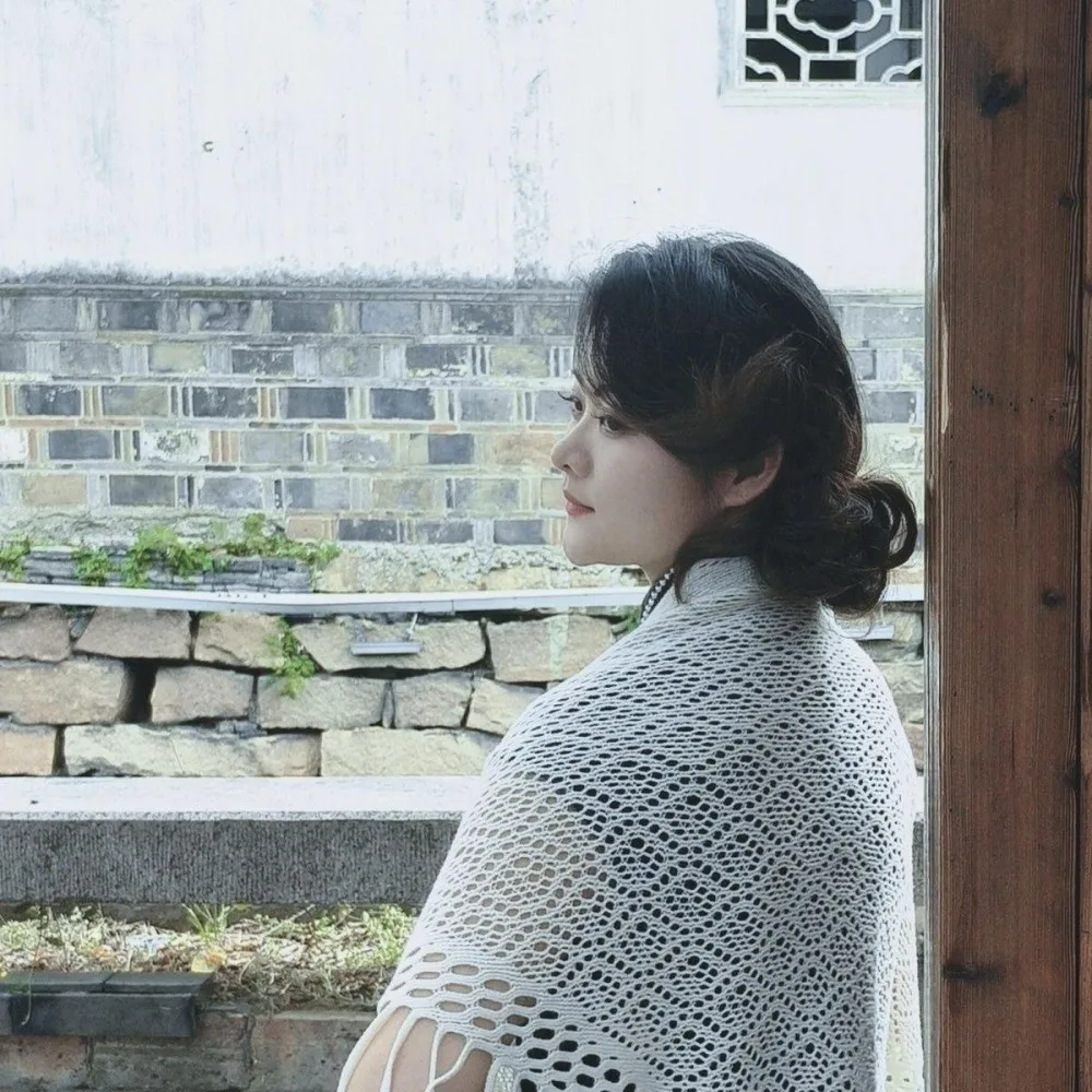 

Модные однотонные женские шали ручной работы с цветочным узором, вышивкой и ажурными бахромами для вечеринок и ужинов