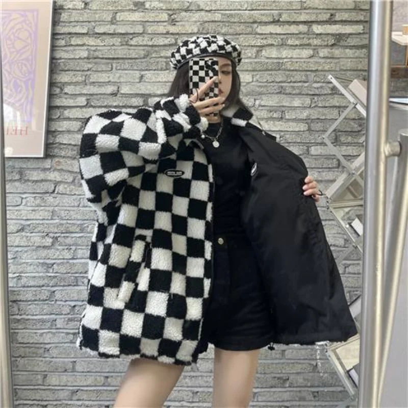 Streetwear Checkerboard Lamb Wool Coats on Both Sides Women New Winter Oversize Puffer Jackets Loose Stand Collor Parkas